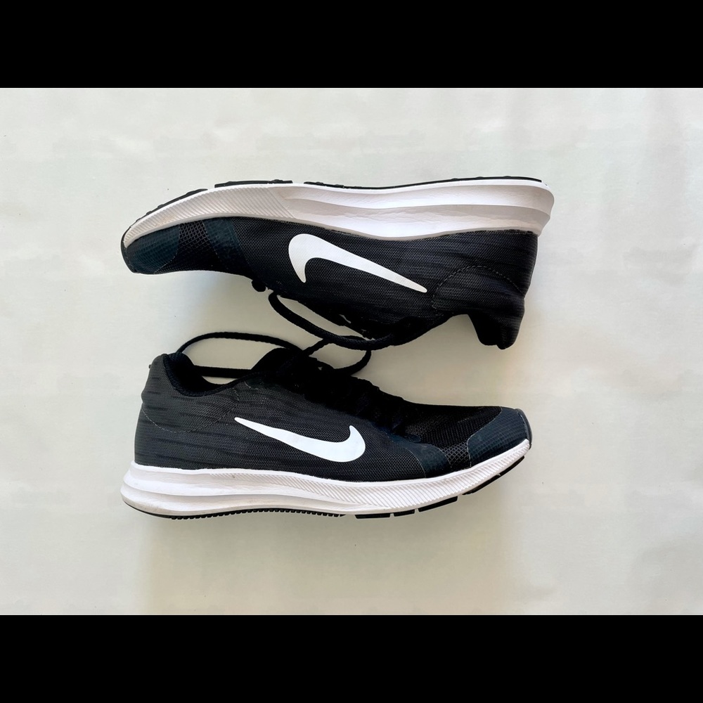 Nike Downshifter 8 GS AQ4180-001 Running Shoes Big Boy's Size 4w Black